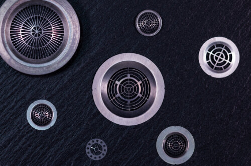 Tungsten, molybdenum, and kovar grids